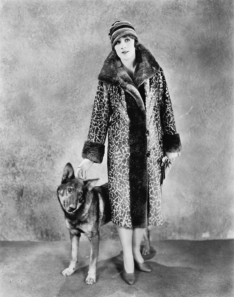 Vintage Furs by Mano Swartz Mano Swartz Furs